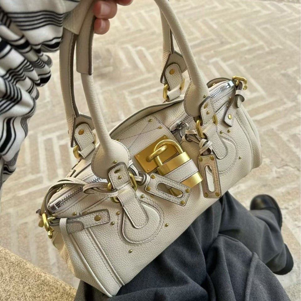 Classic Chinese Style Niche Retro Fashion Distressed Chloe Paddington Portable Women's Handbag