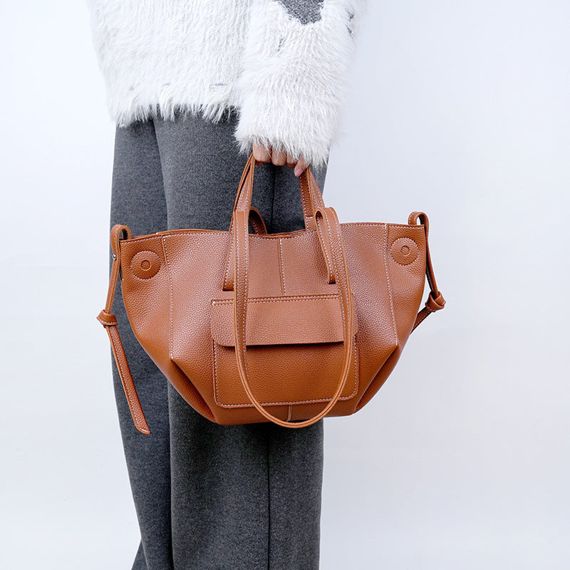 Portable French Popular Minority Fashion Large Capacity Versatile Commuter Lady Women's Shoulder Bag