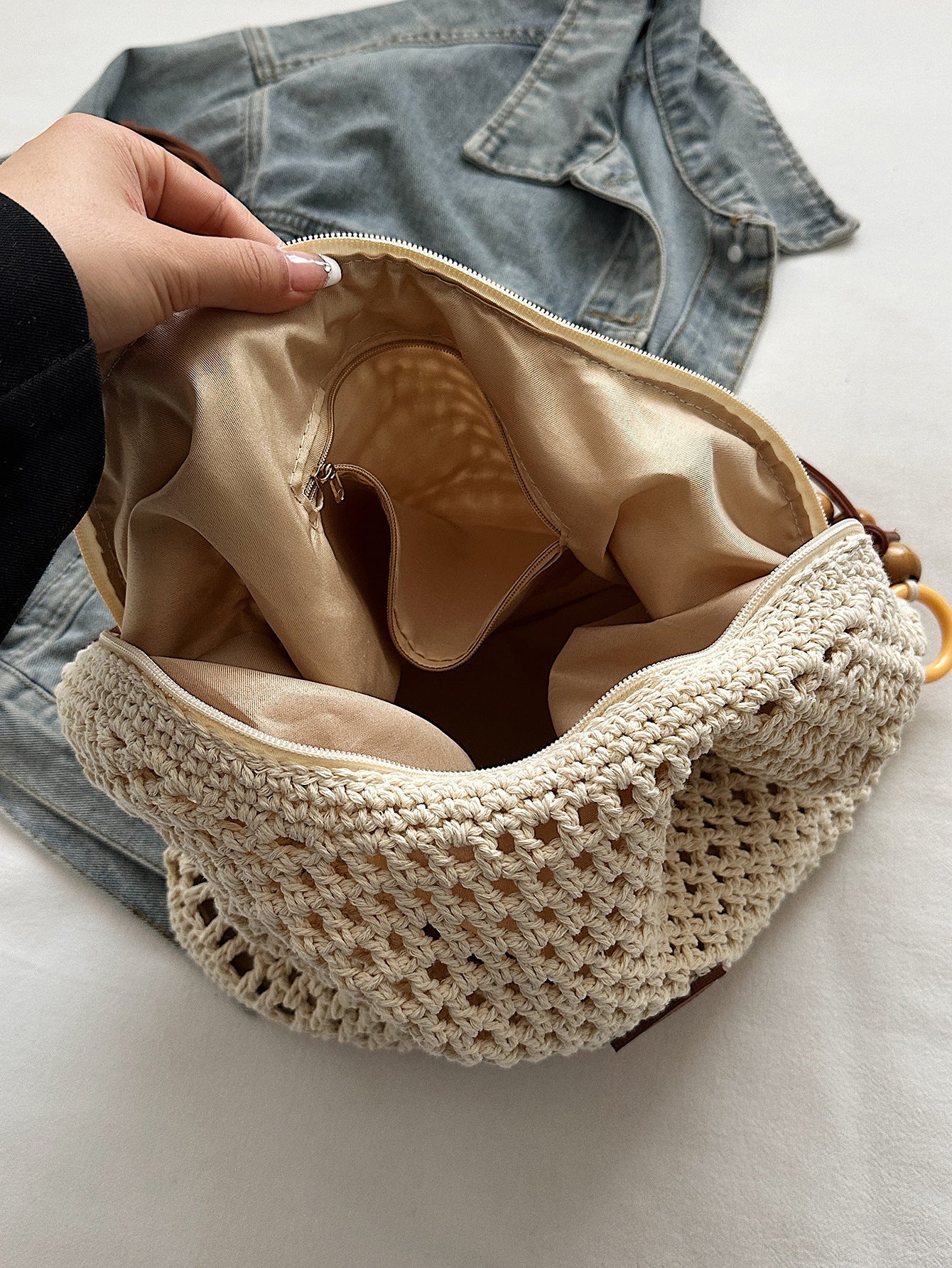 Women's Vacation Style Woven Knitted Hollow Fashion Women's Shoulder Bag