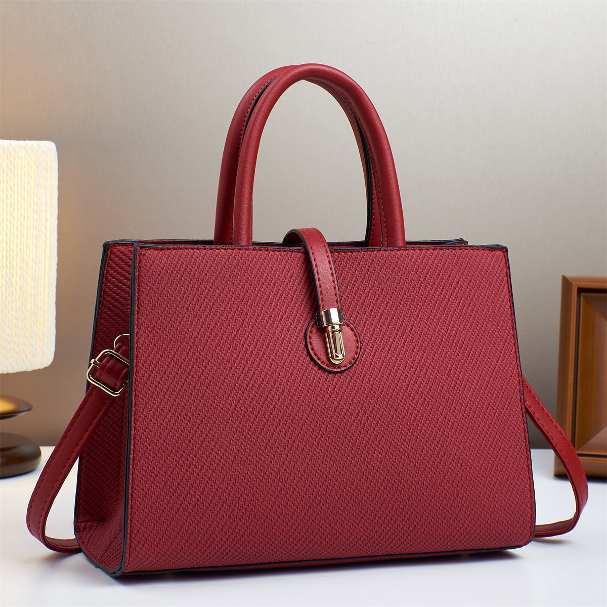 Women's Macaron Fashion Striped Minimalist Wait See Women's Shoulder Bag