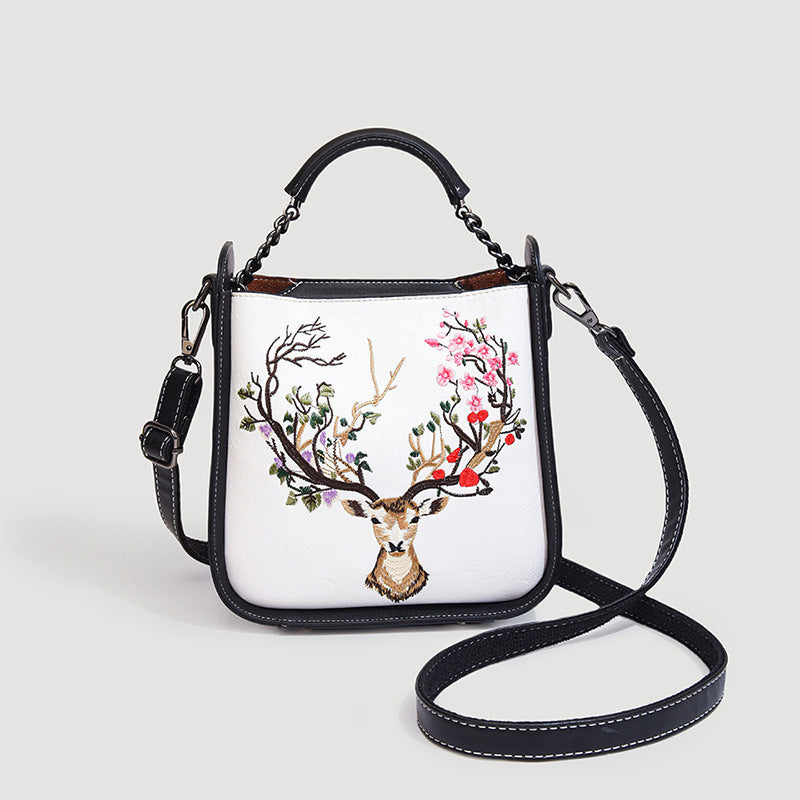 Women's Chinese Retro Embroidered Clutch One Crowd Women's Messenger Bag