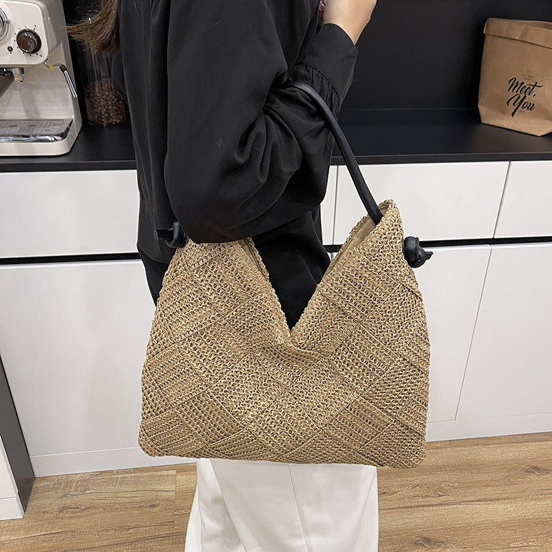 Women's Straw Hand-woven Idle Style Portable Seaside Holiday Fashion Women's Shoulder Bag
