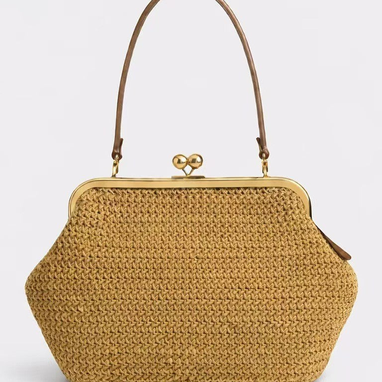 Women's Design Clip Versatile Large Capacity Retro Handbags