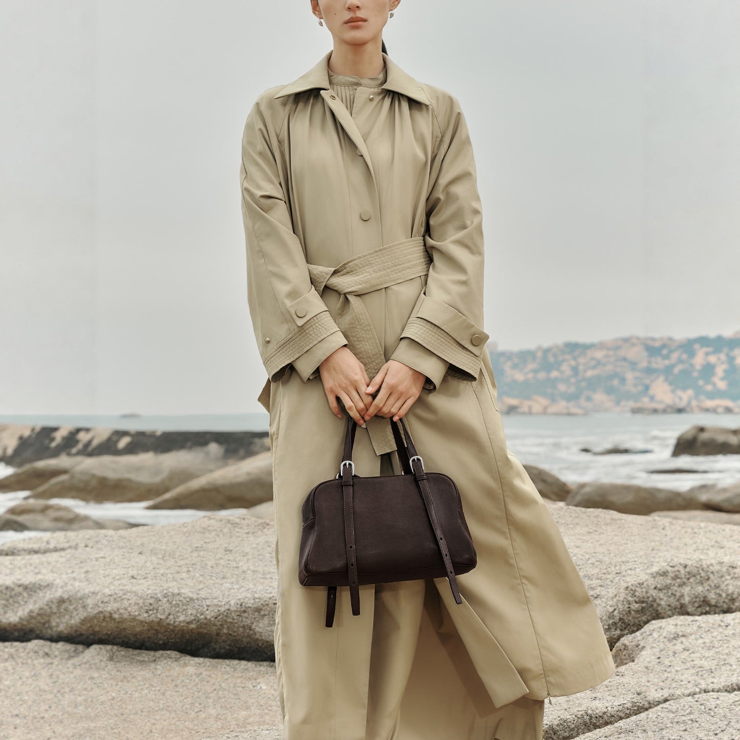 Women's Vegetable Tanned Leather Lambskin Bowling Retro Shoulder Bags