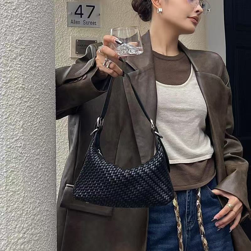 Women's Underarm Korean Style Trendy Coffee Brown Woven Women's Messenger Bag