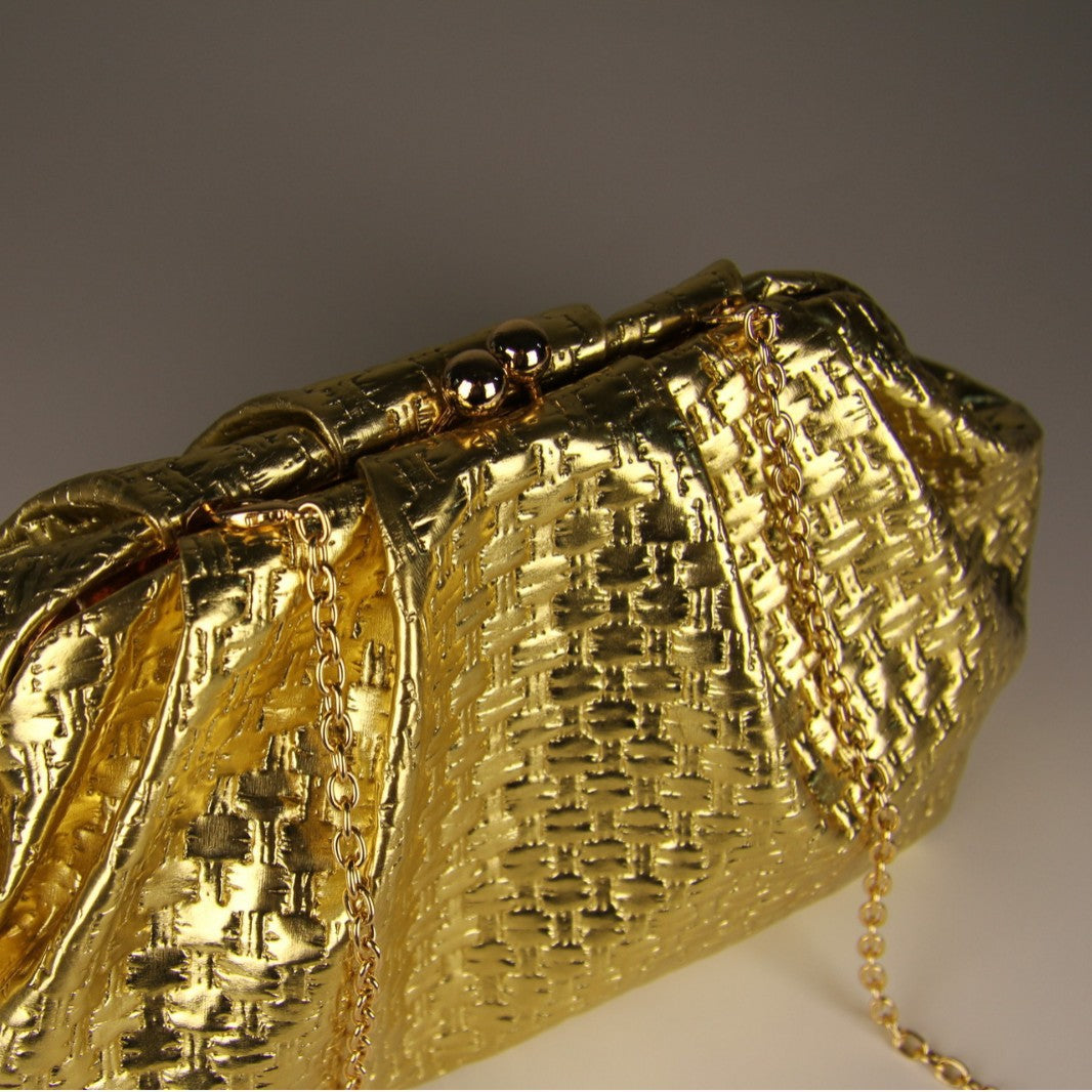 Color Woven Pattern Western Style Banquet Metal Shape Women's Leather Bag