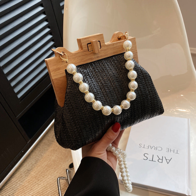 Women's Wood Clipped Button Summer Fashion Woven Pearl Shell Bags