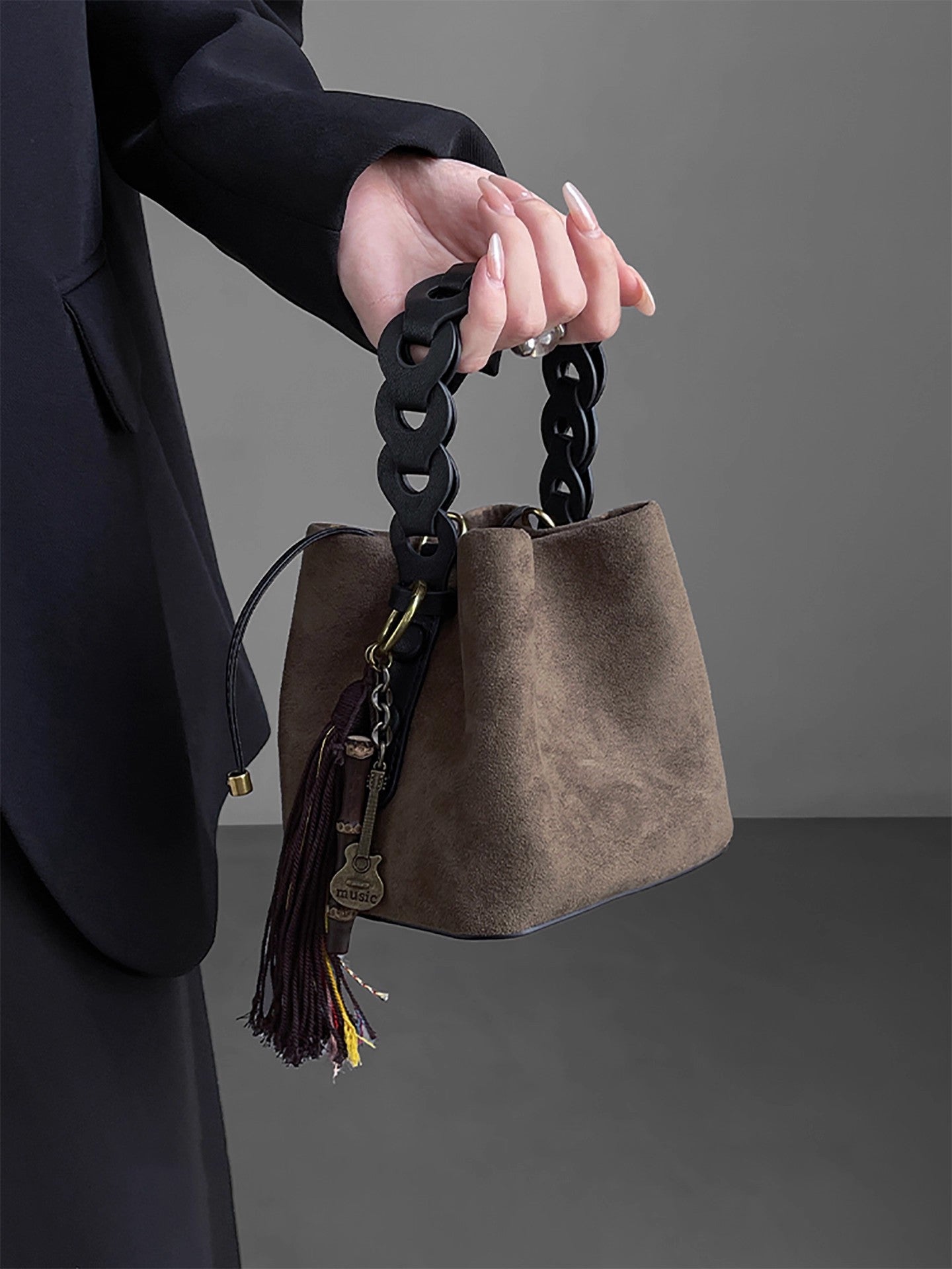 High-grade Portable Vegetable Basket Design Suede Women's Handbag