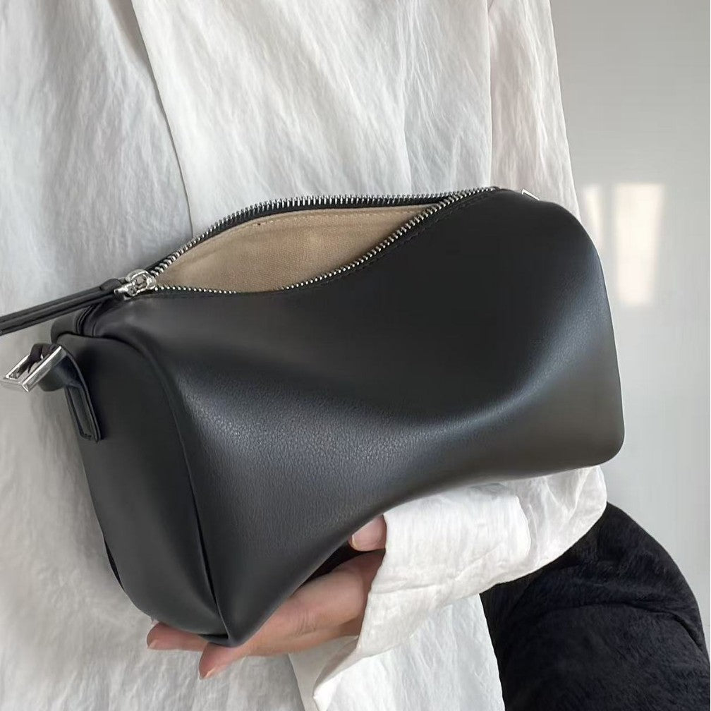 Niche Cowhide Pen Underarm Veet Pillow Women's Handbag