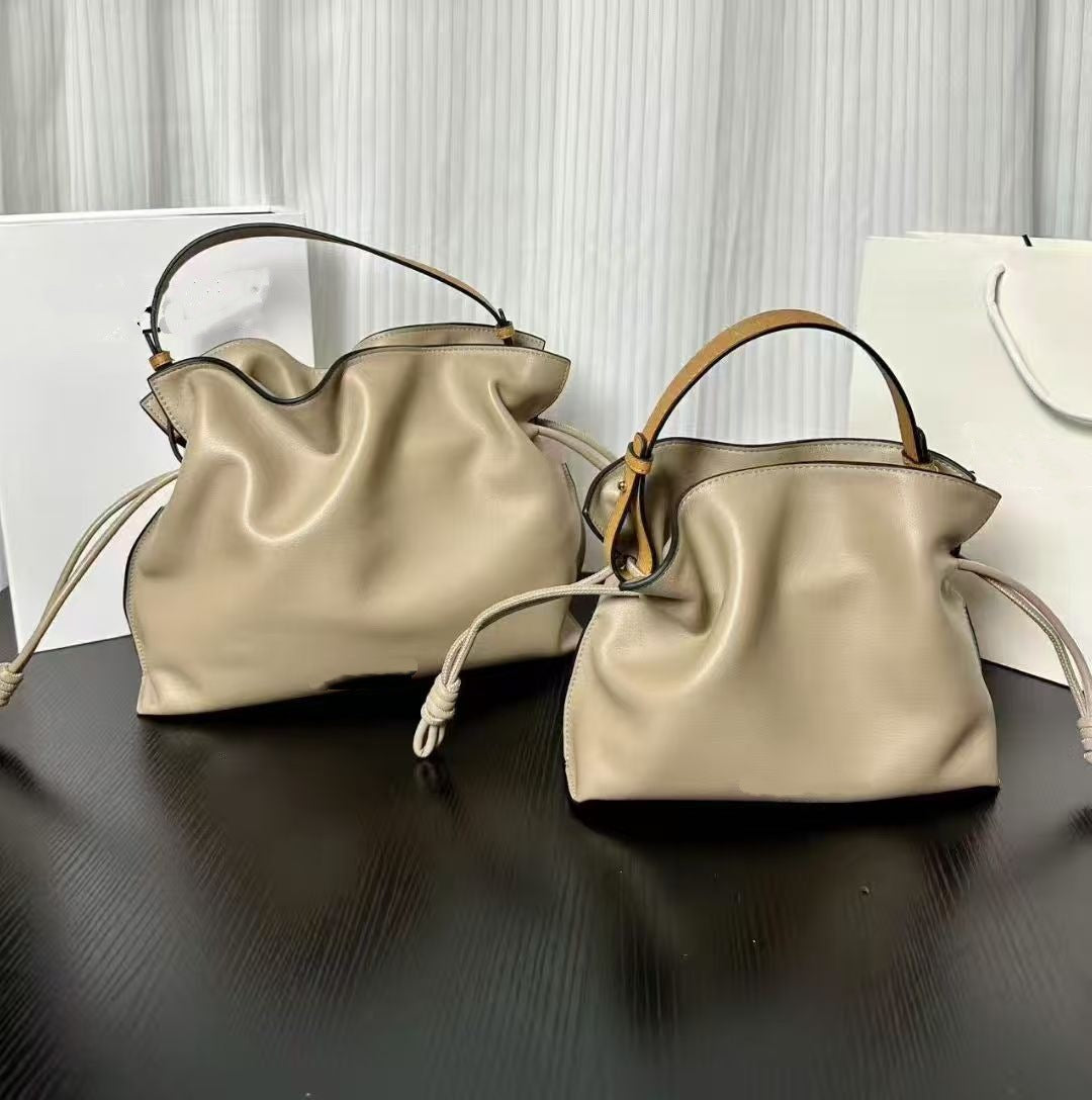 Women's Clutch Drawstring Cloud High Sense Idle Bags