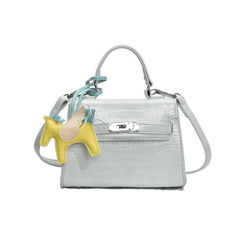 Women's Summer High-grade Simple Portable Commute Leisure Fashion Trendy Bags