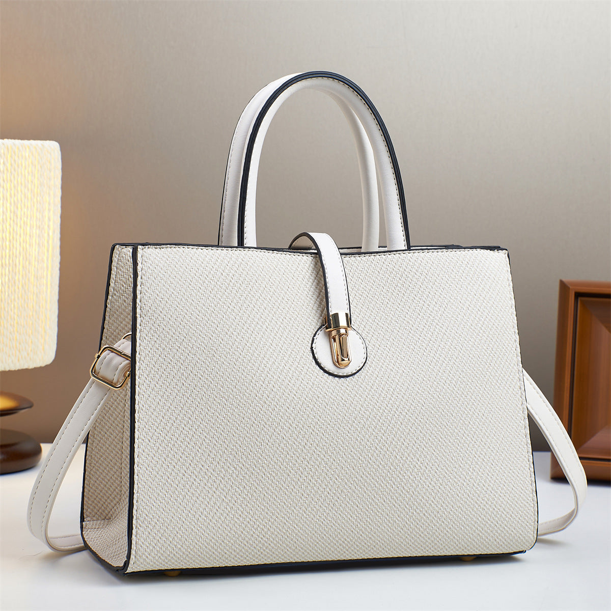 Women's Macaron Fashion Striped Minimalist Wait See Women's Shoulder Bag