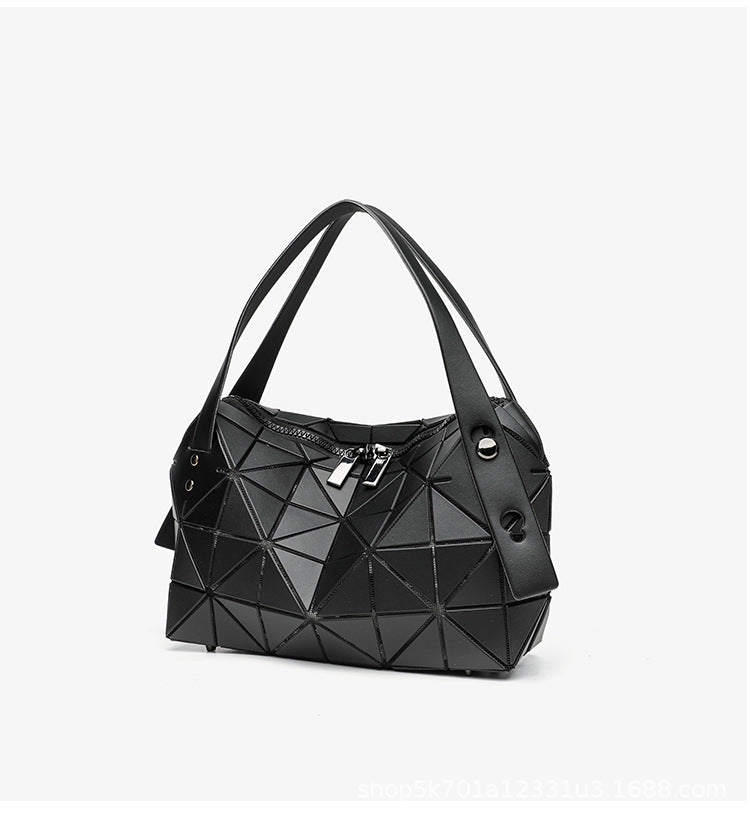 Women's Geometric Rhombus Fashion Simple Commute Niche Shoulder Bags