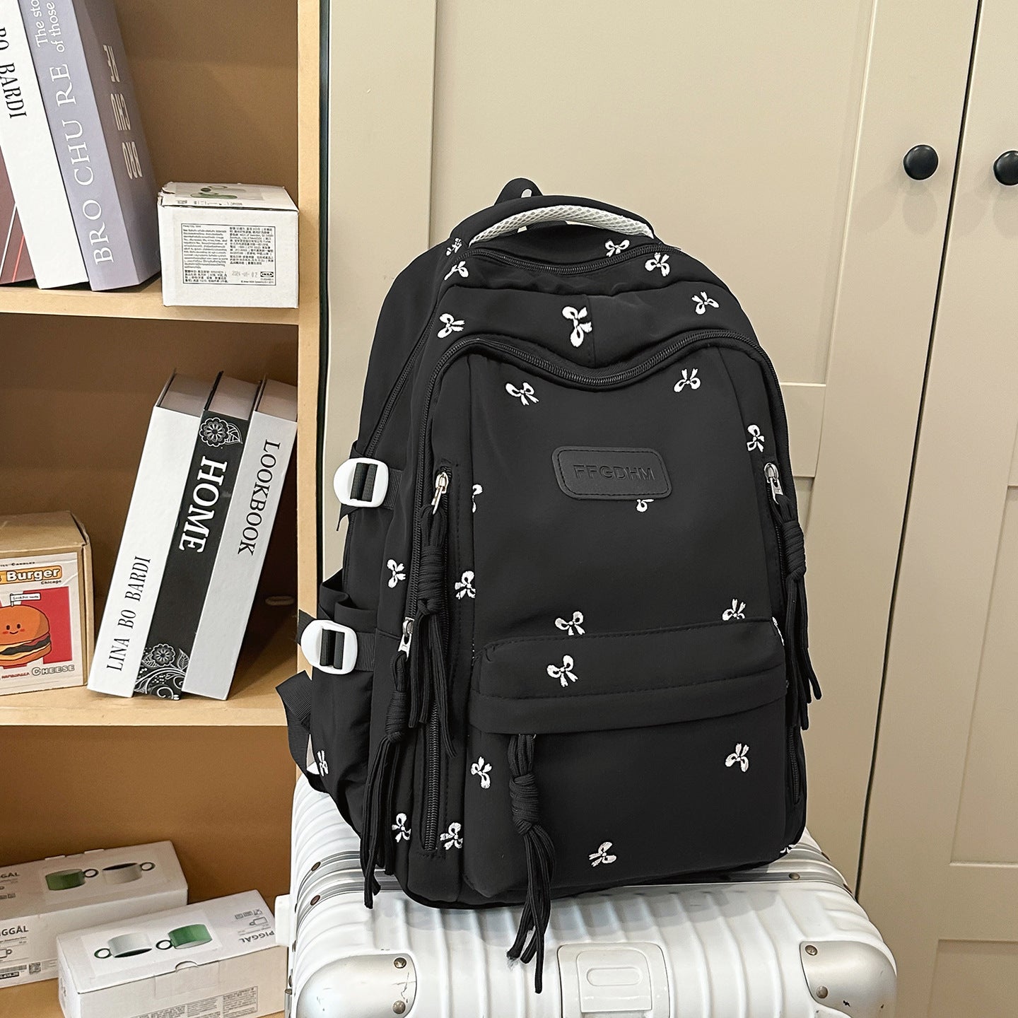 Women's Niche Large Capacity Bowknot Junior Lightweight College Student Schoolbag