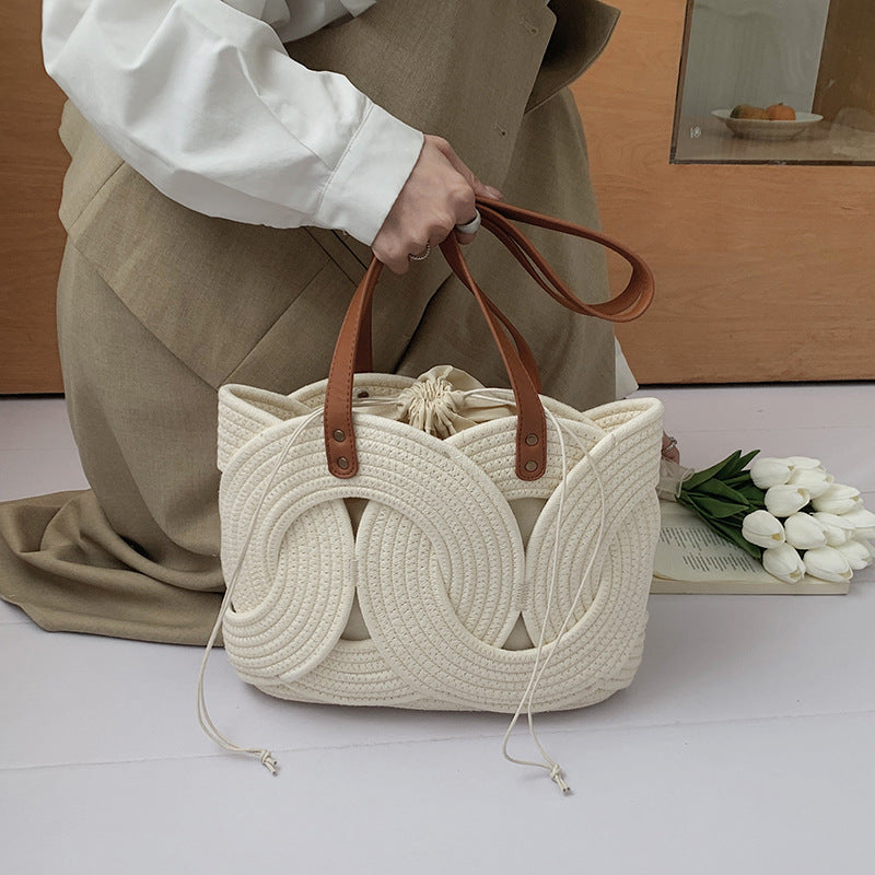 Women's Niche Woven Fashion Vacation Hollow Large Women's Shoulder Bag