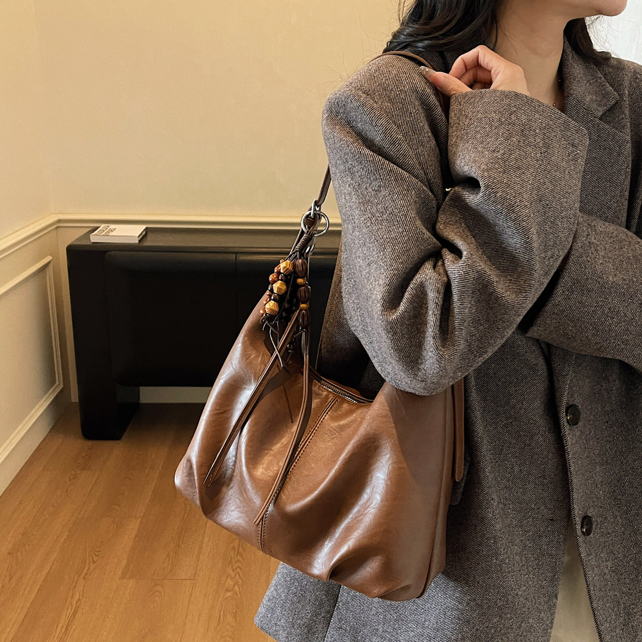 Casual Graceful Women's Retro Commute Single Women's Shoulder Bag