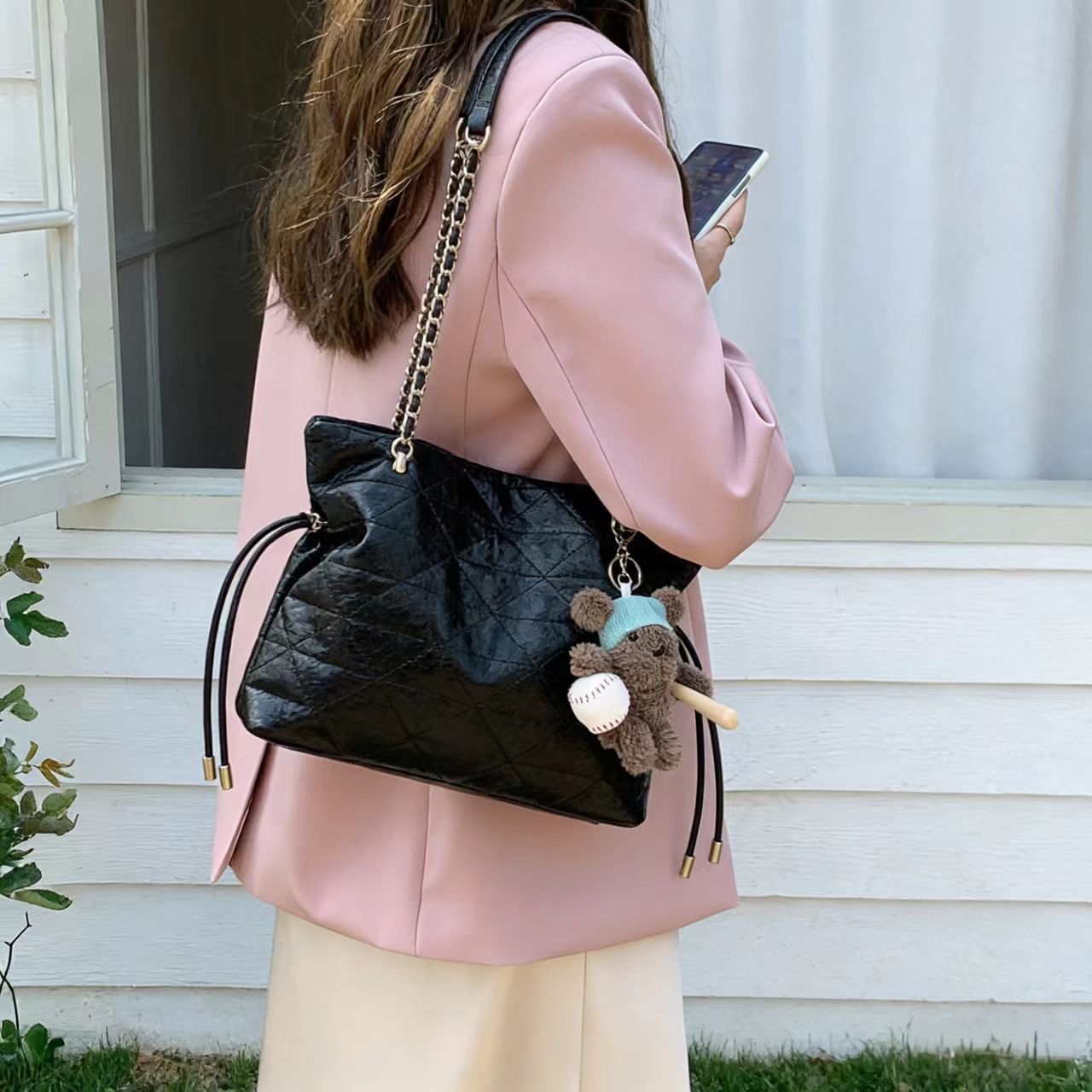 Women's Simple Diamond Pattern Chain Fashion Portable Women's Shoulder Bag