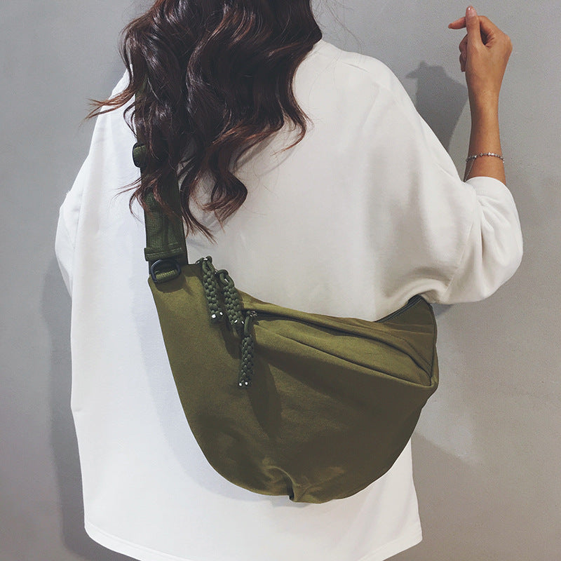 Fashion Commuter Dumpling Solid Color Large Women's Messenger Bag