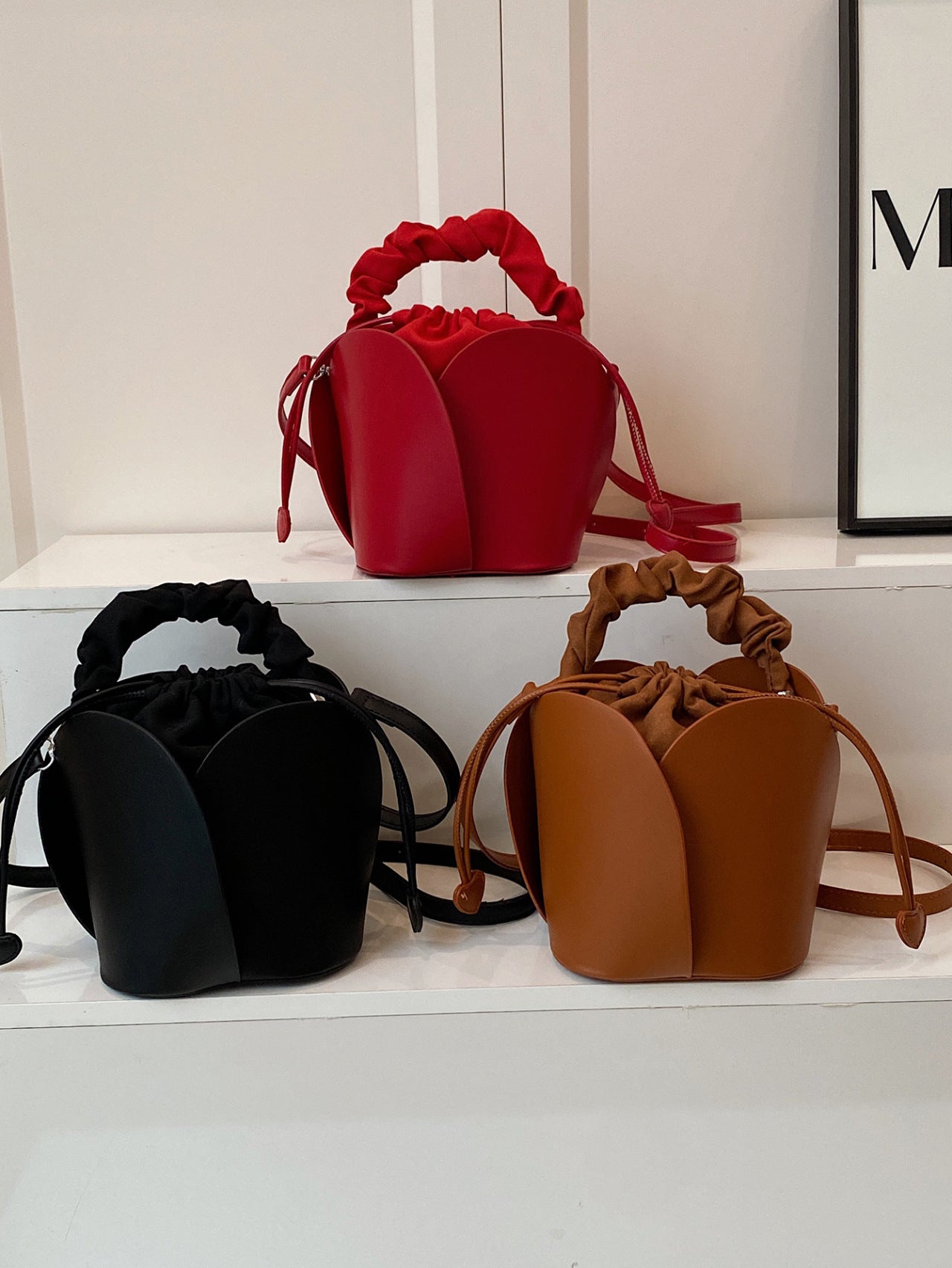 Women's Hand Carrying Large Capacity Red Petal Handbags