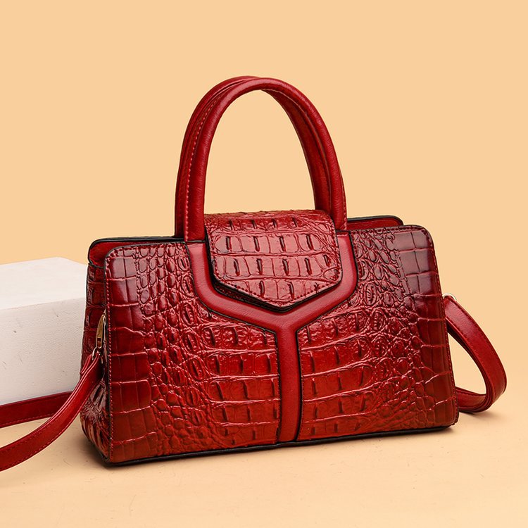 Versatile Textured Underarm Crocodile Pattern Portable Women's Handbag