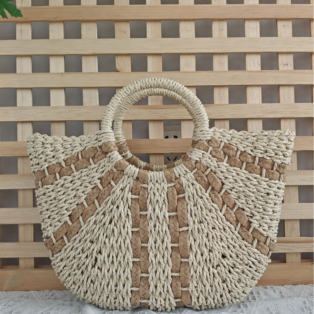 Vertical Pattern Large Capacity Woven Seaside Holiday Women's Handbag