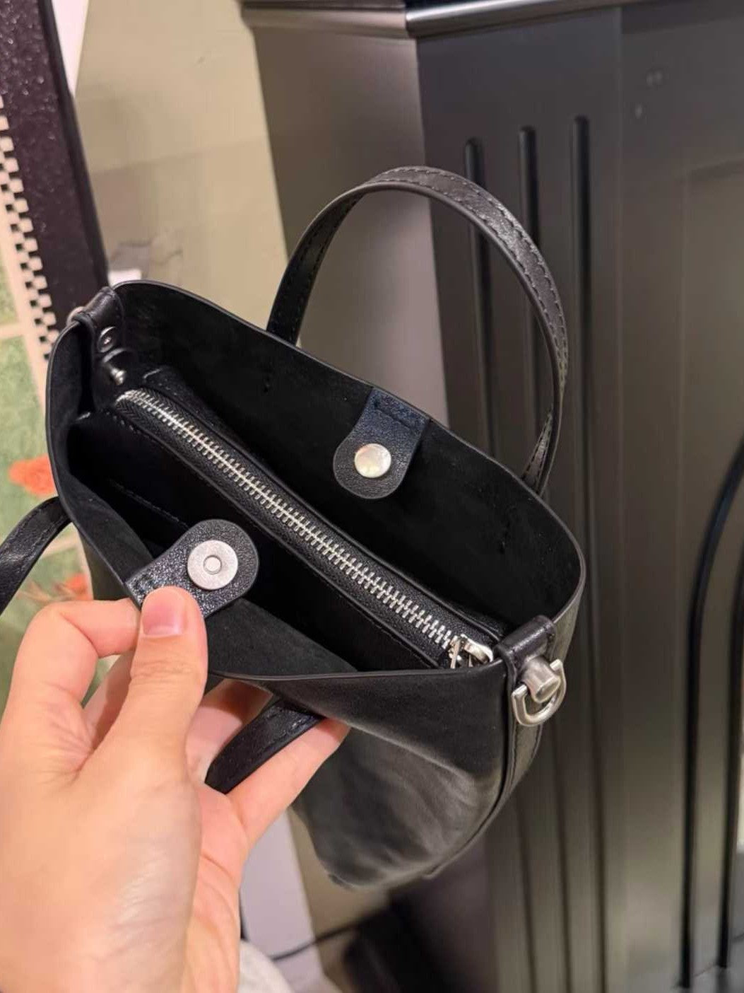 Women's Vegetable Tanned Mobile Large Capacity Commuter Genuine Women's Shoulder Bag