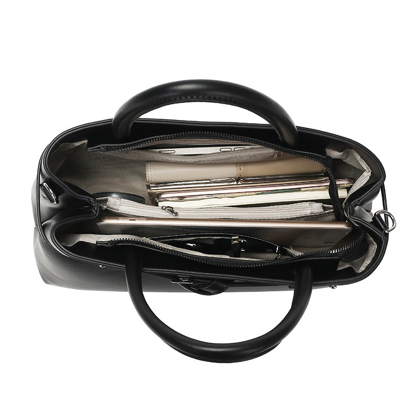 Women's Retro Soft Leather Underarm Simple Textured Winter Bags