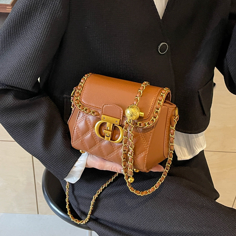 Versatile Women's Design Retro Rhombus Chain Bags