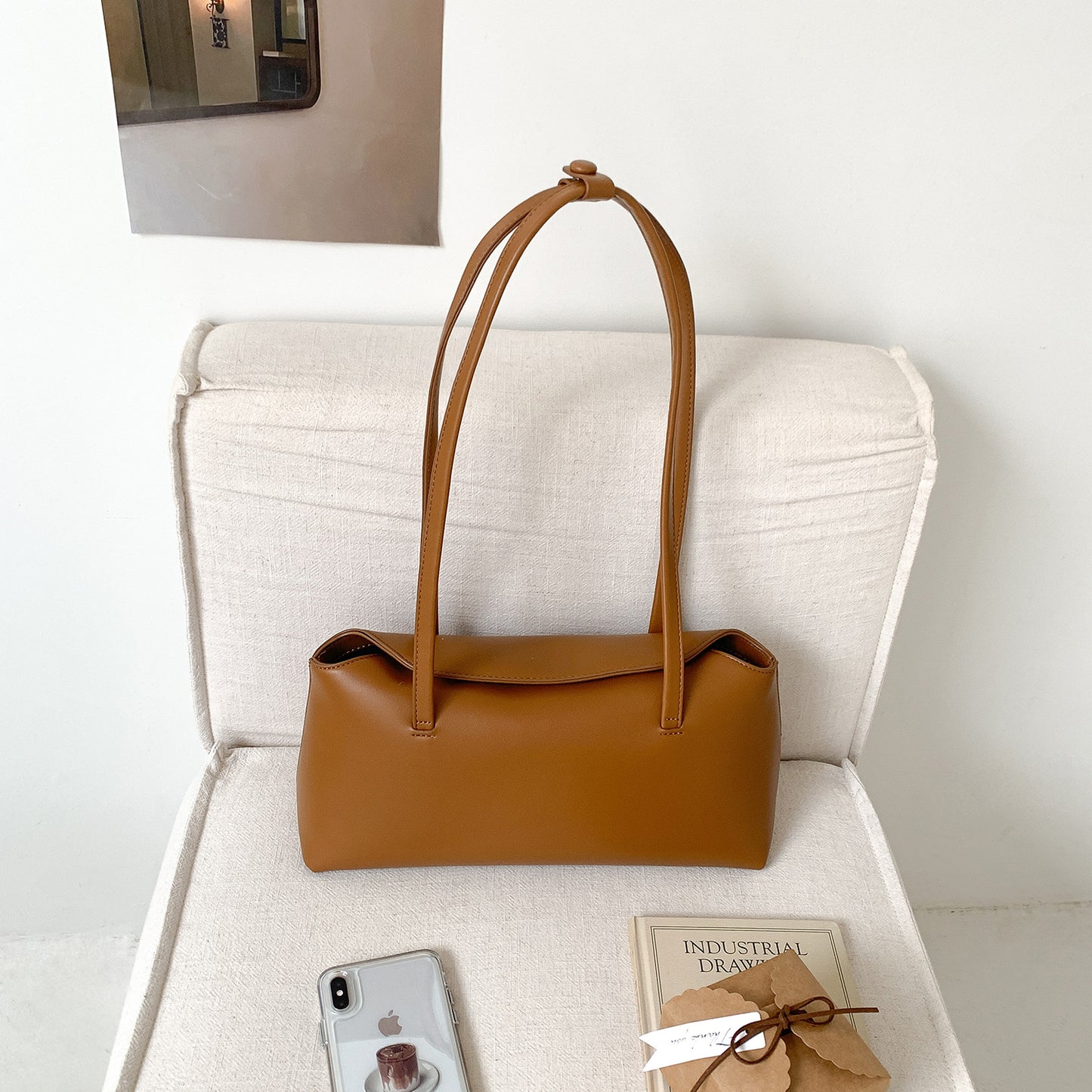 Women's Simple Commute Fashion Niche Underarm High-grade Solid Color Women's Shoulder Bag