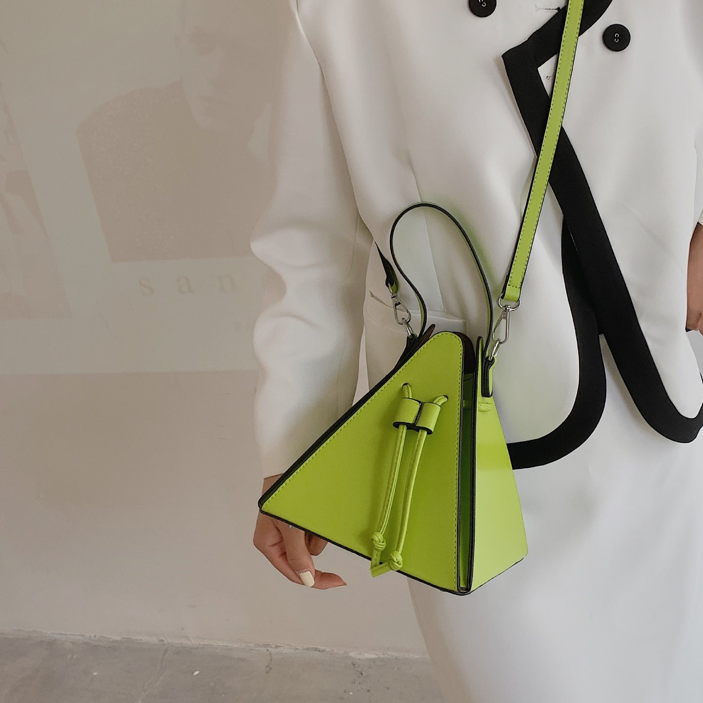 Creative Women's Spring Fashion Triangle Rhombus Bags