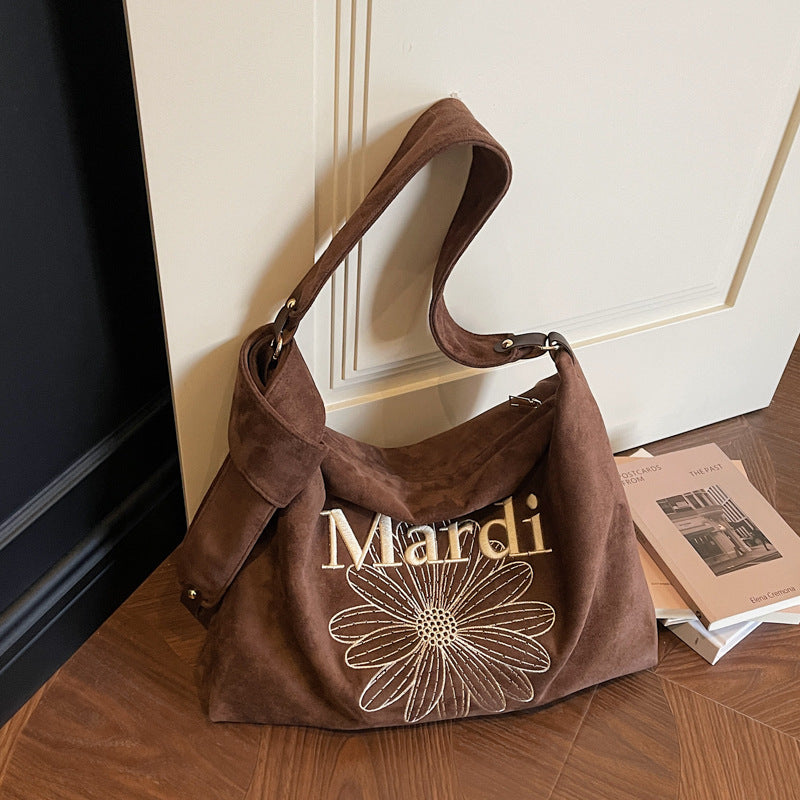 Women's Korean Retro Large Capacity Totes Three-dimensional Embroidered Women's Shoulder Bag