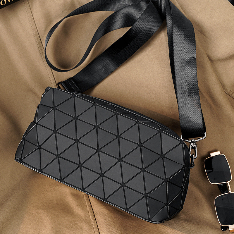 Fashion Geometric Diamond Pattern Unisex Street Men's Shoulder Bag
