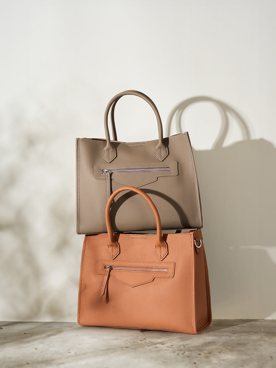 Women's Big Large Capacity Leather Design Advanced Computer Bags