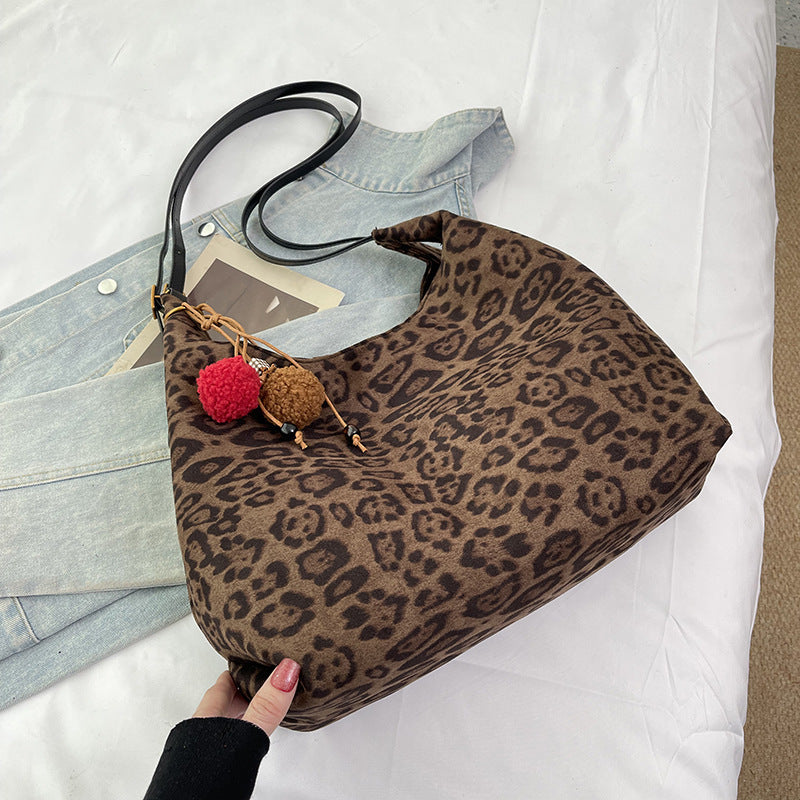 Women's Korean Leopard Print Fashion Retro Popular Commuter Women's Shoulder Bag