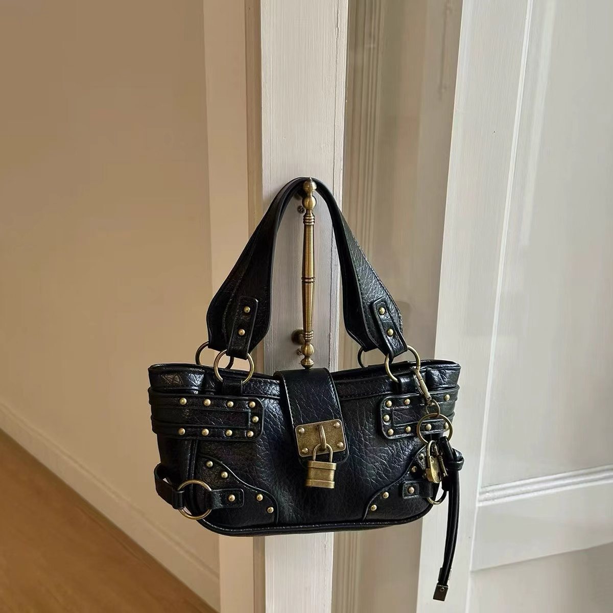 Niche Retro Metal Hot Motorcycle Fashion Bags