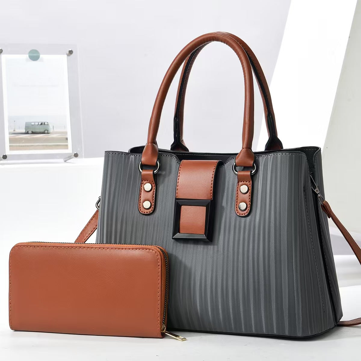Women's Fashion Color Contrast Textured Mother Handbags
