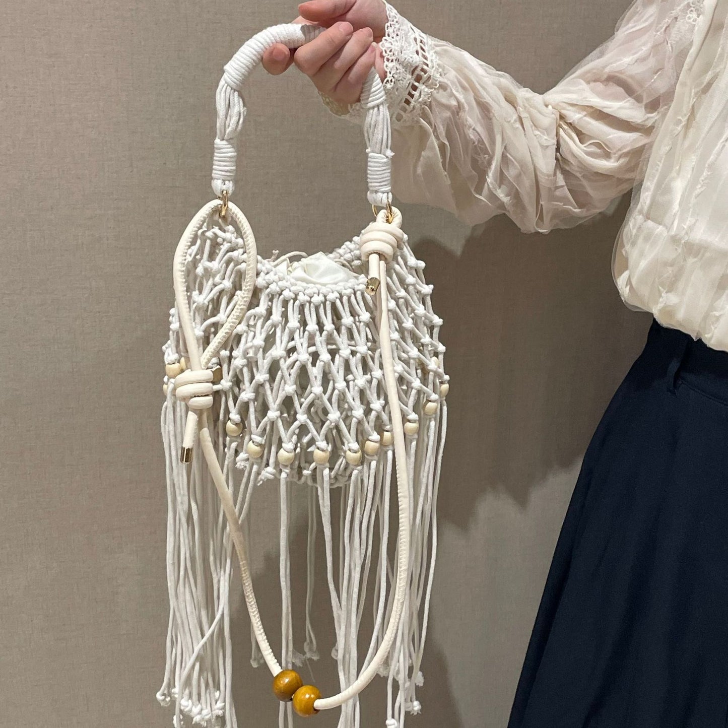 Women's Retro Tassel Large Capacity Versatile Beach Good-looking Women's Handbag
