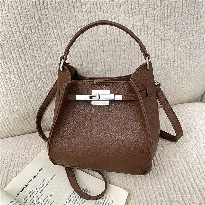 Women's Niche High-grade Versatile Fashion Retro Capacity Shoulder Bags