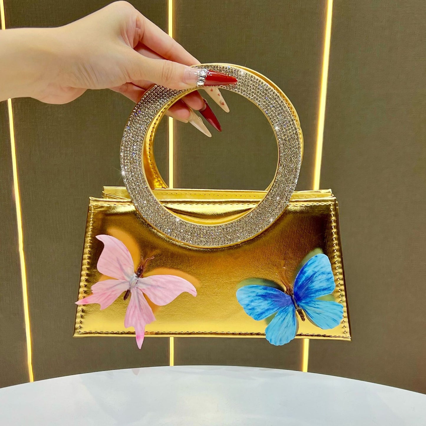 Niche Butterfly Fashionable High-grade Light Luxury Dinner Bag