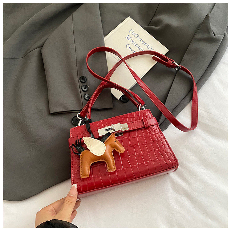Women's Summer Simple Textured Western Style Niche Commuter Bags