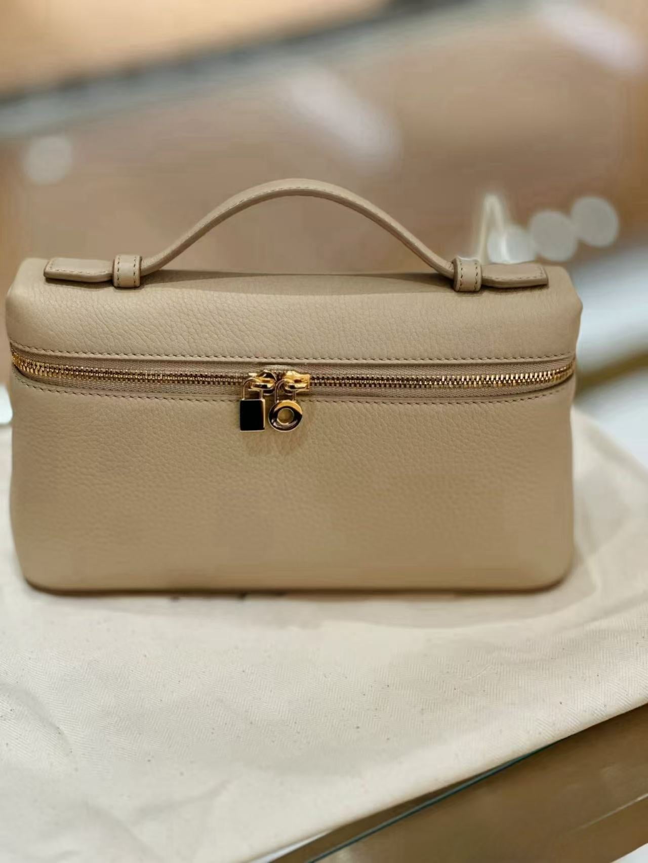 Women's Original Leather Lunch Box First Layer Cowhide Bags