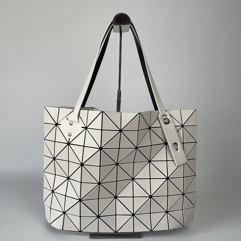 Women's Spring Rock Geometric Rhombus Fashion Large Capacity Frosted Women's Shoulder Bag