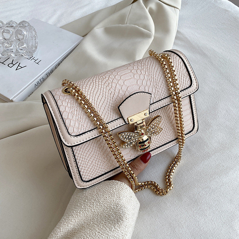 Women's Fashionable Retro Chain Western Style Advanced Shoulder Bags