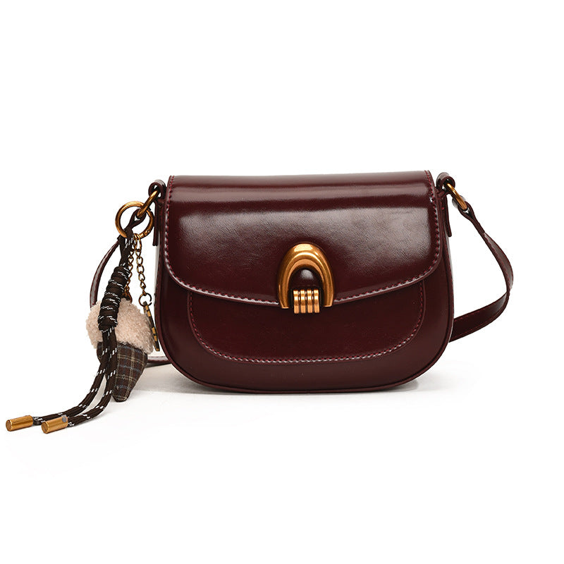 Women's Retro Minority Underarm Fashionable Fashion Saddle Women's Shoulder Bag