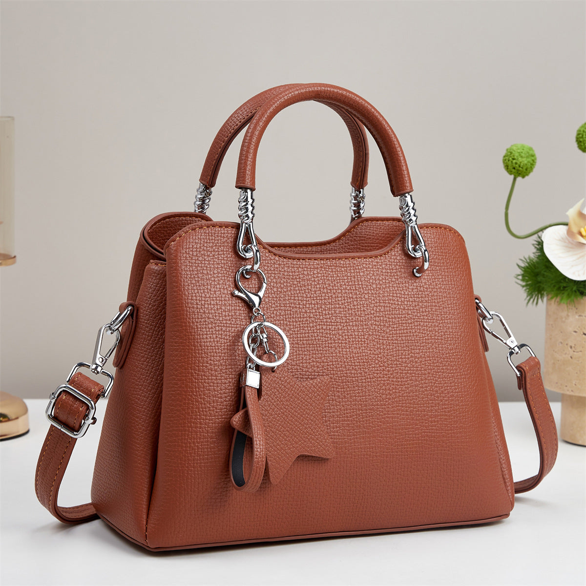Women's Trendy Advanced Large Capacity Hand Holding Get Pendant Bags