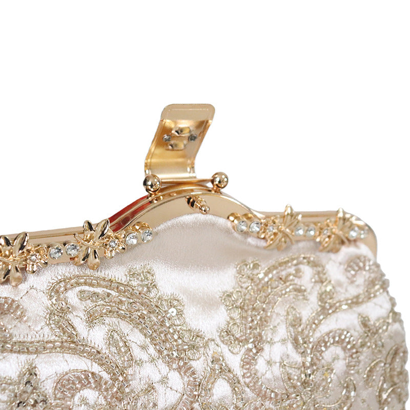 Women's Embroidered Pearl Embroidery Cheongsam Hand-held Banquet Dinner Bag