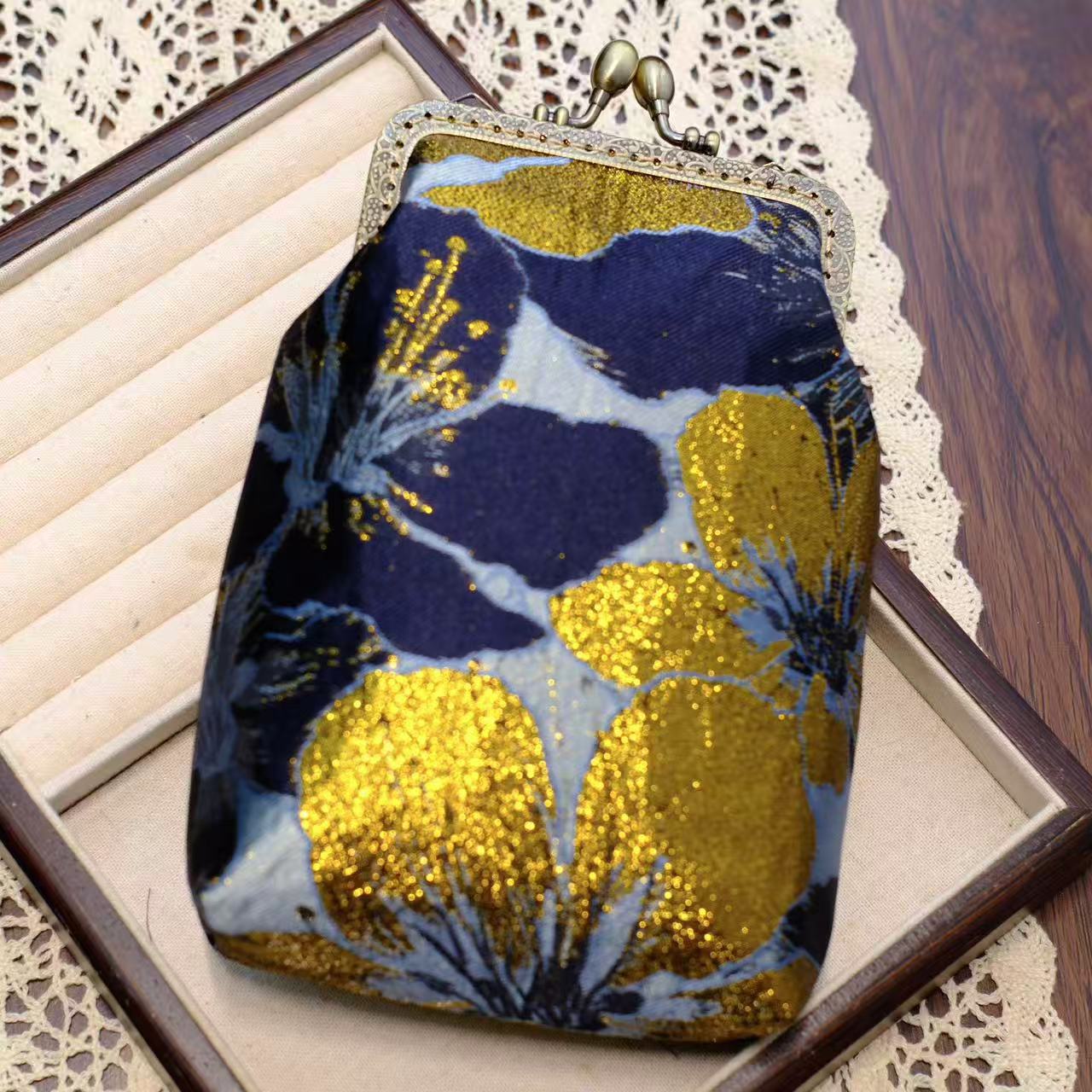 Retro Tassel Frame Handmade Ancient Style Female Purses
