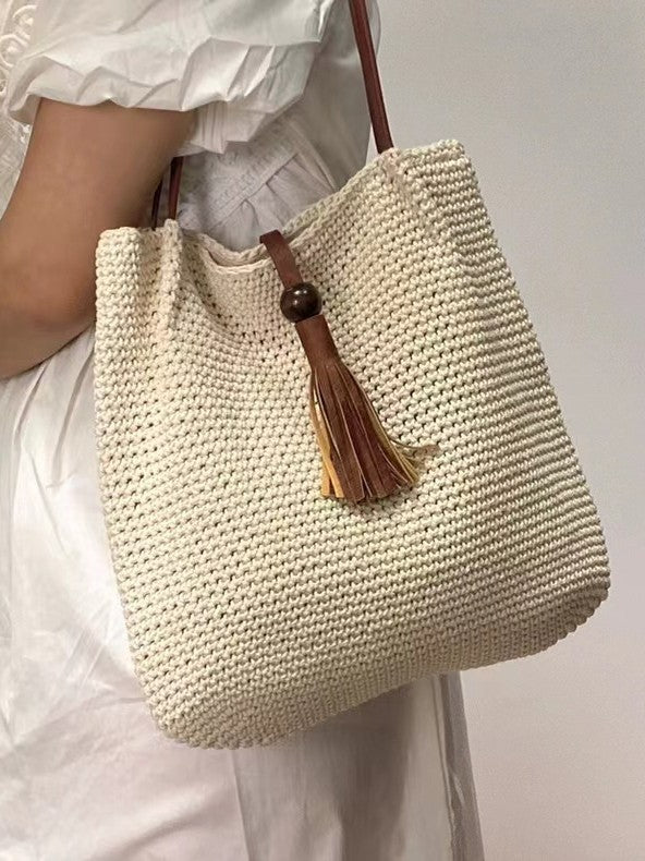 Women's Tassel Straw Hand-woven Large Capacity Vacation Women's Shoulder Bag