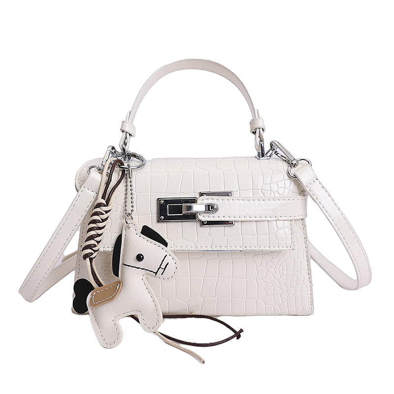 Comfortable Women's Versatile Underarm Commuter Portable Women's Shoulder Bag