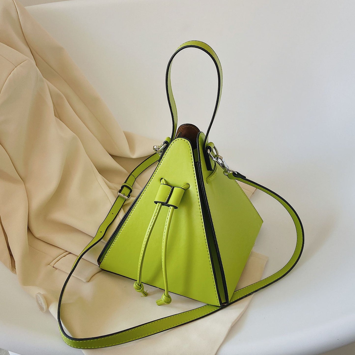 Creative Women's Spring Fashion Triangle Rhombus Bags